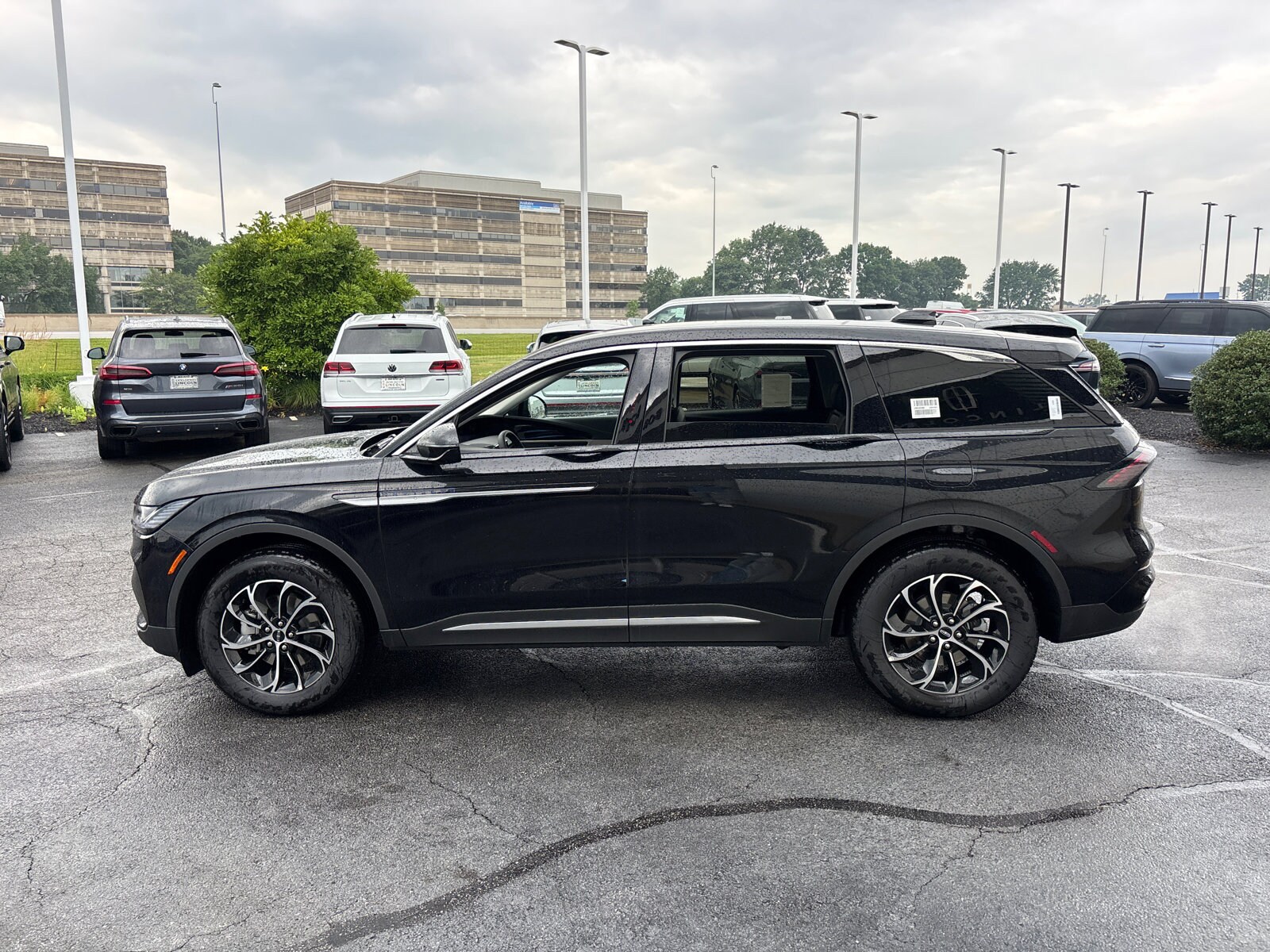 2025 Lincoln Nautilus Premiere photo 4