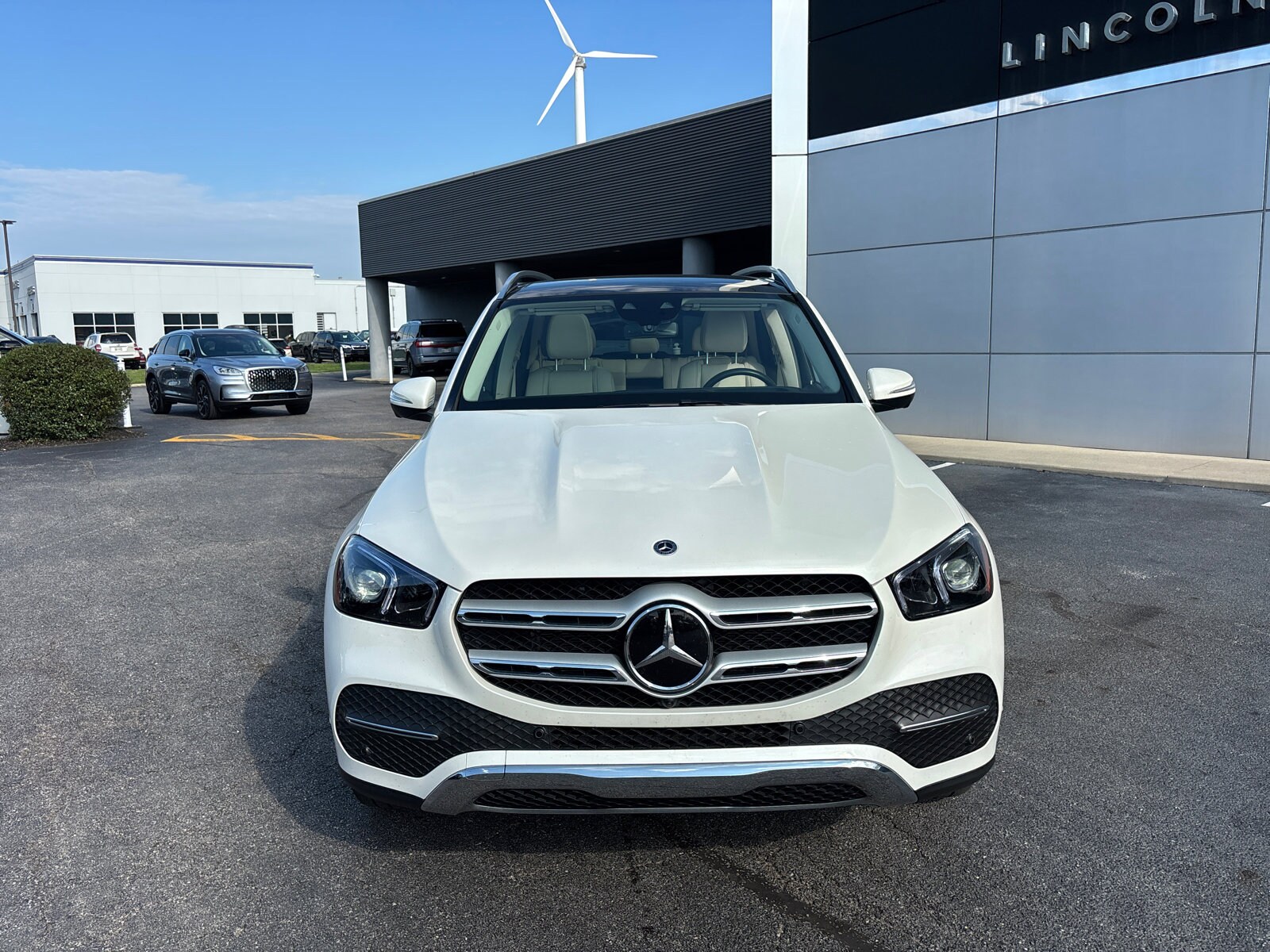 2022 Mercedes Benz GLE 350 4MATIC photo 2