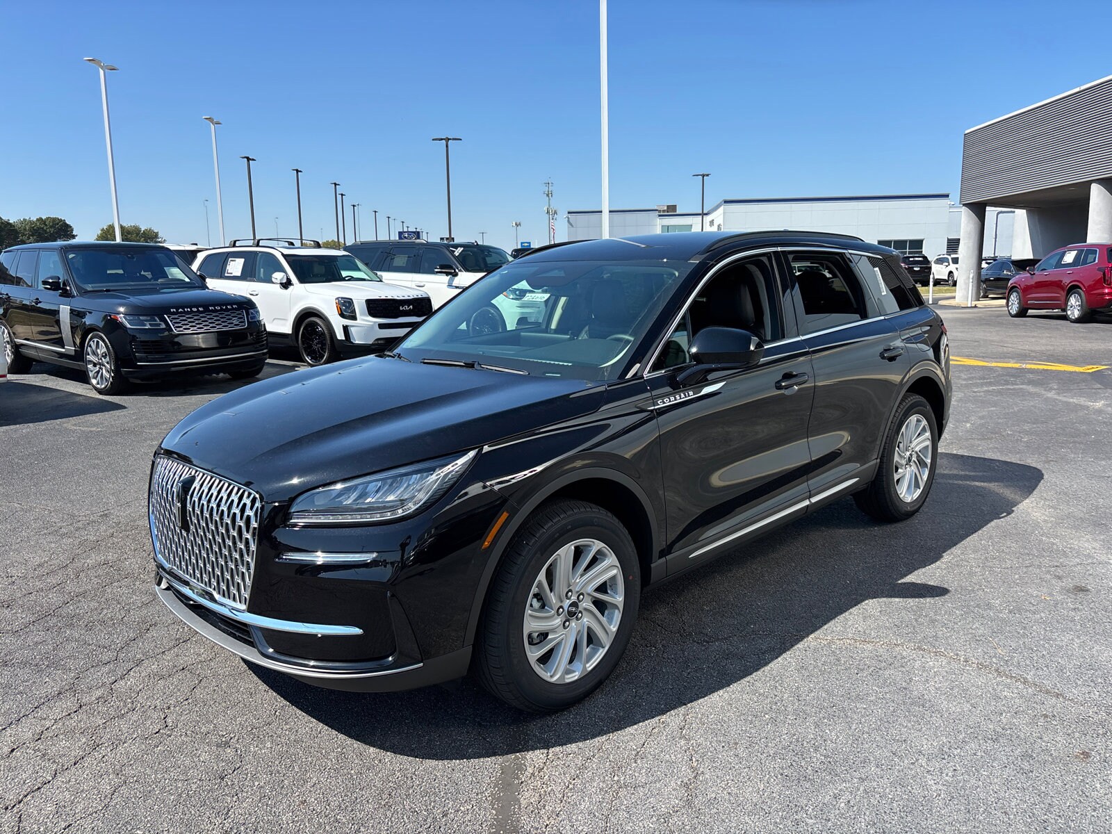 2026 Lincoln Corsair Premiere photo 3