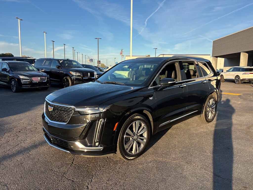 Used 2020 Cadillac XT6 FWD Premium Luxury FWD  Premium Luxury
