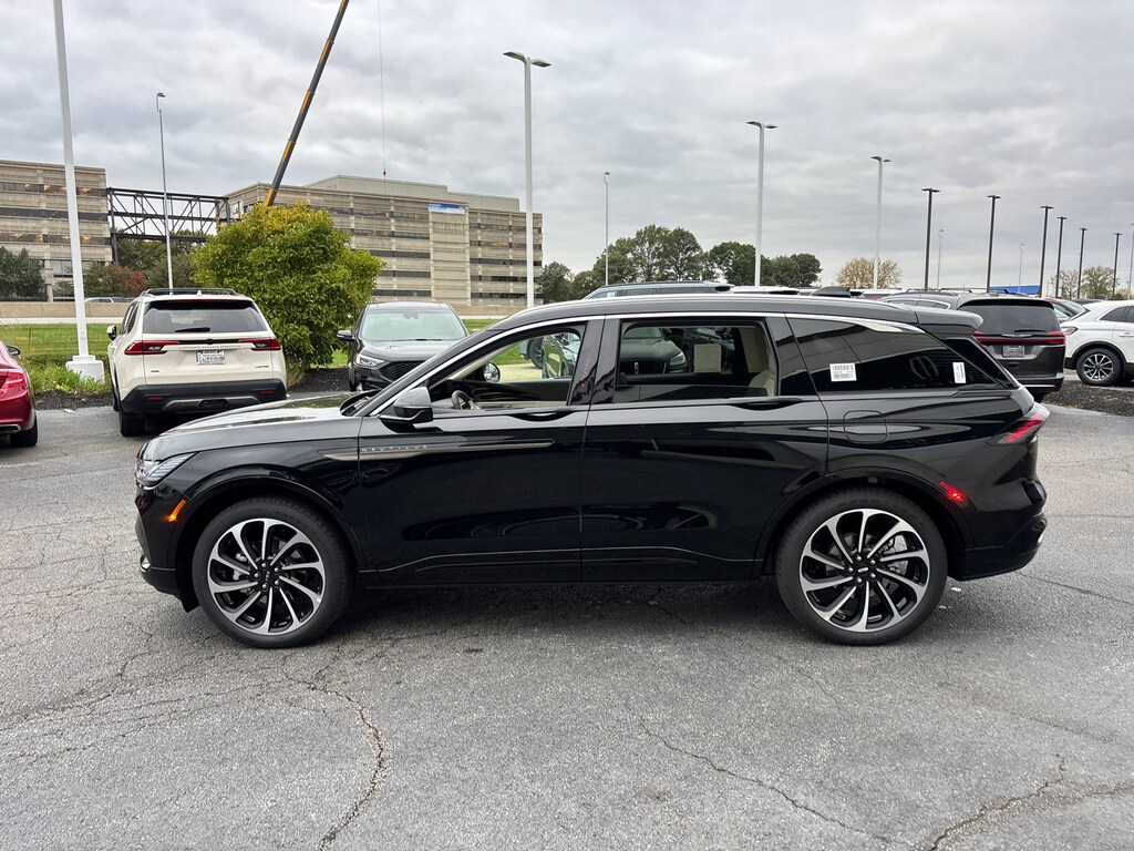 New 2026 Lincoln Nautilus Black Label SUV