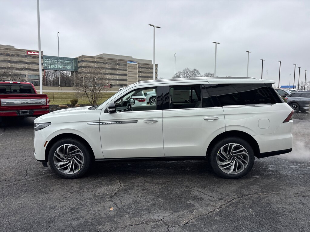 New 2026 Lincoln Navigator Reserve SUV