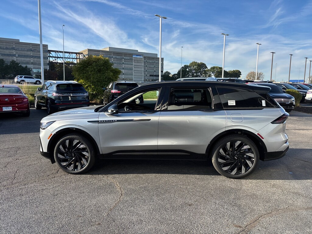 New 2026 Lincoln Nautilus Reserve SUV