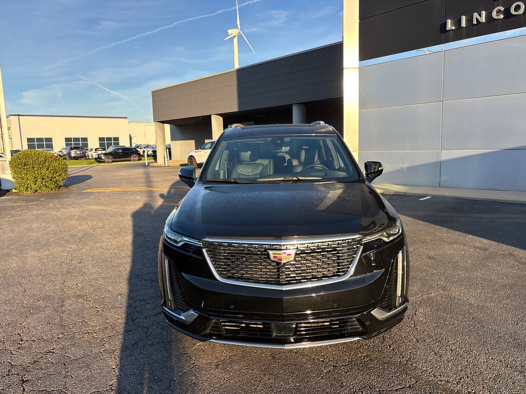 Used 2020 Cadillac XT6 FWD Premium Luxury FWD  Premium Luxury