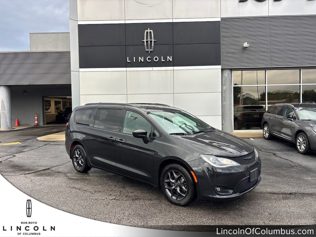 Used 2020 Chrysler Pacifica Touring L Plus Touring L Plus FWD