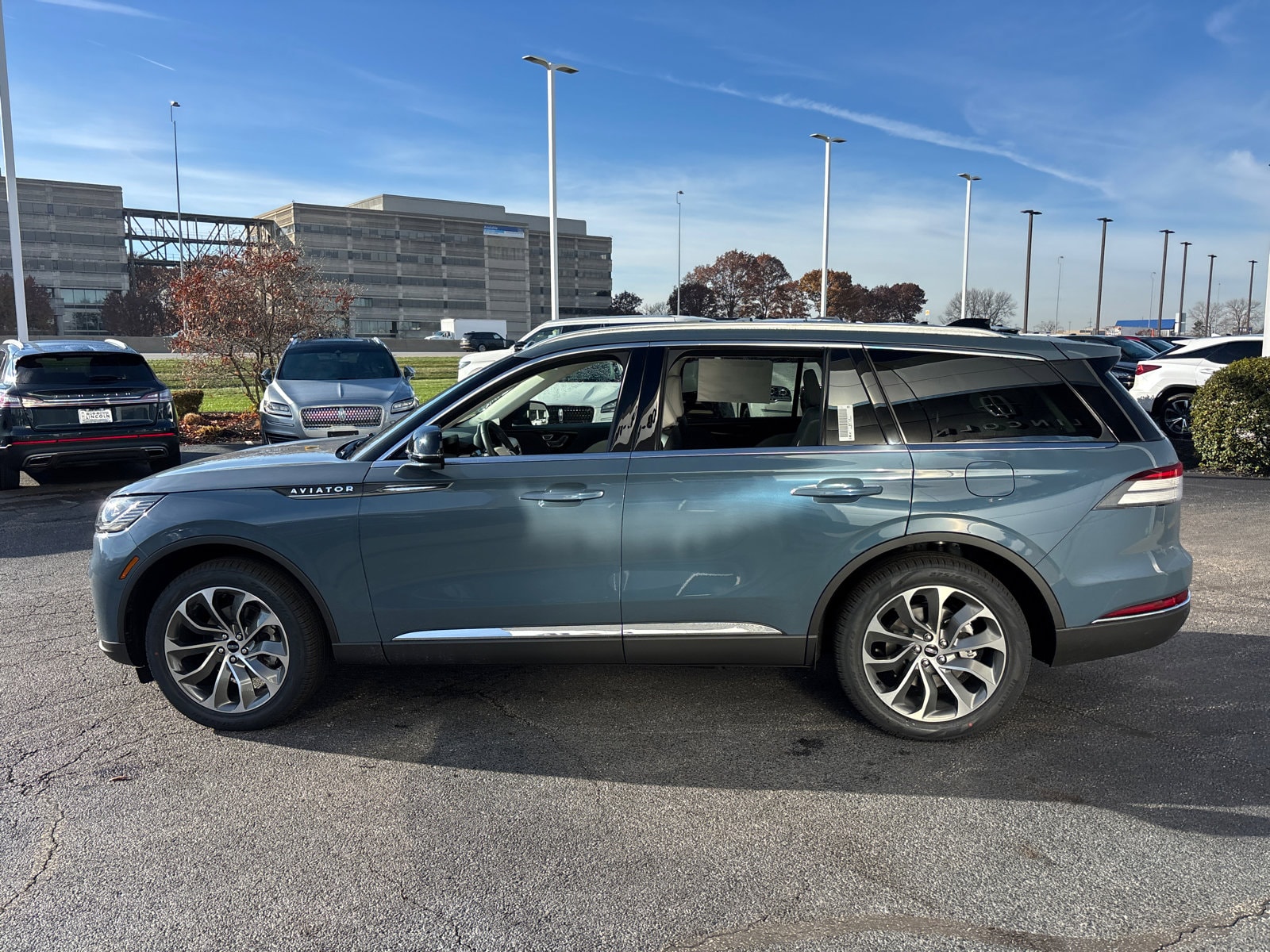 2026 Lincoln Aviator Premiere photo 4