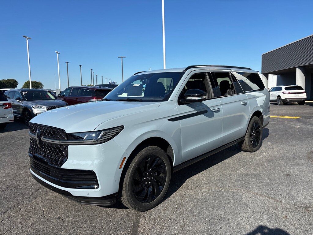 New 2025 Lincoln Navigator L Reserve SUV