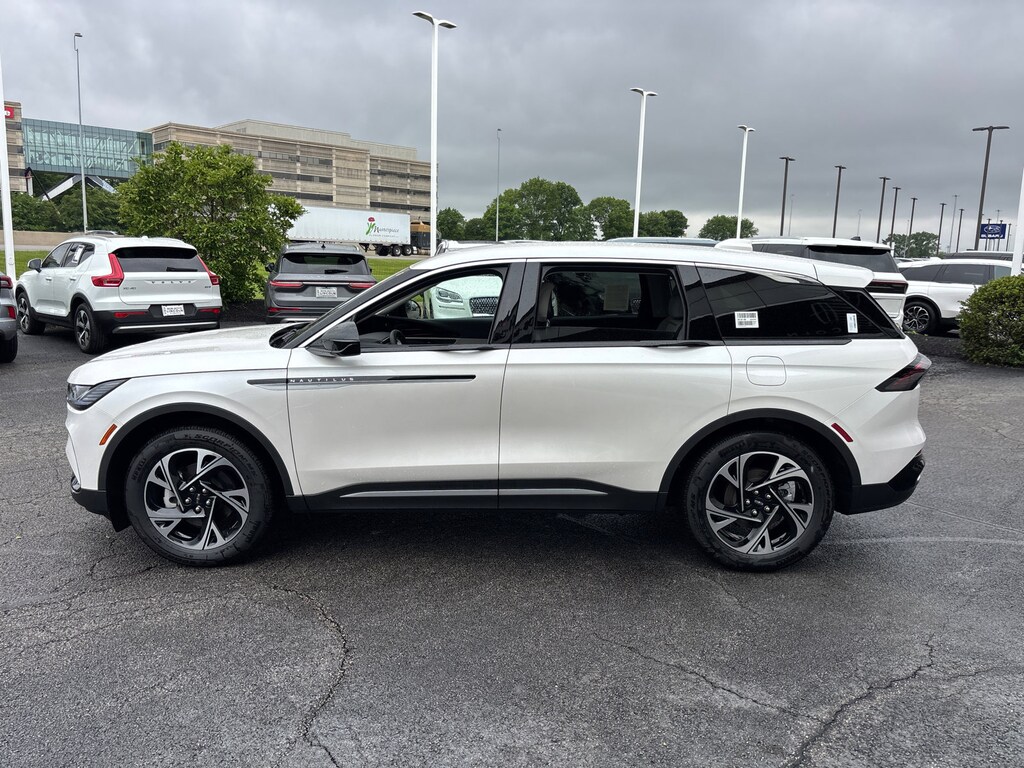 New 2026 Lincoln Nautilus Premiere SUV