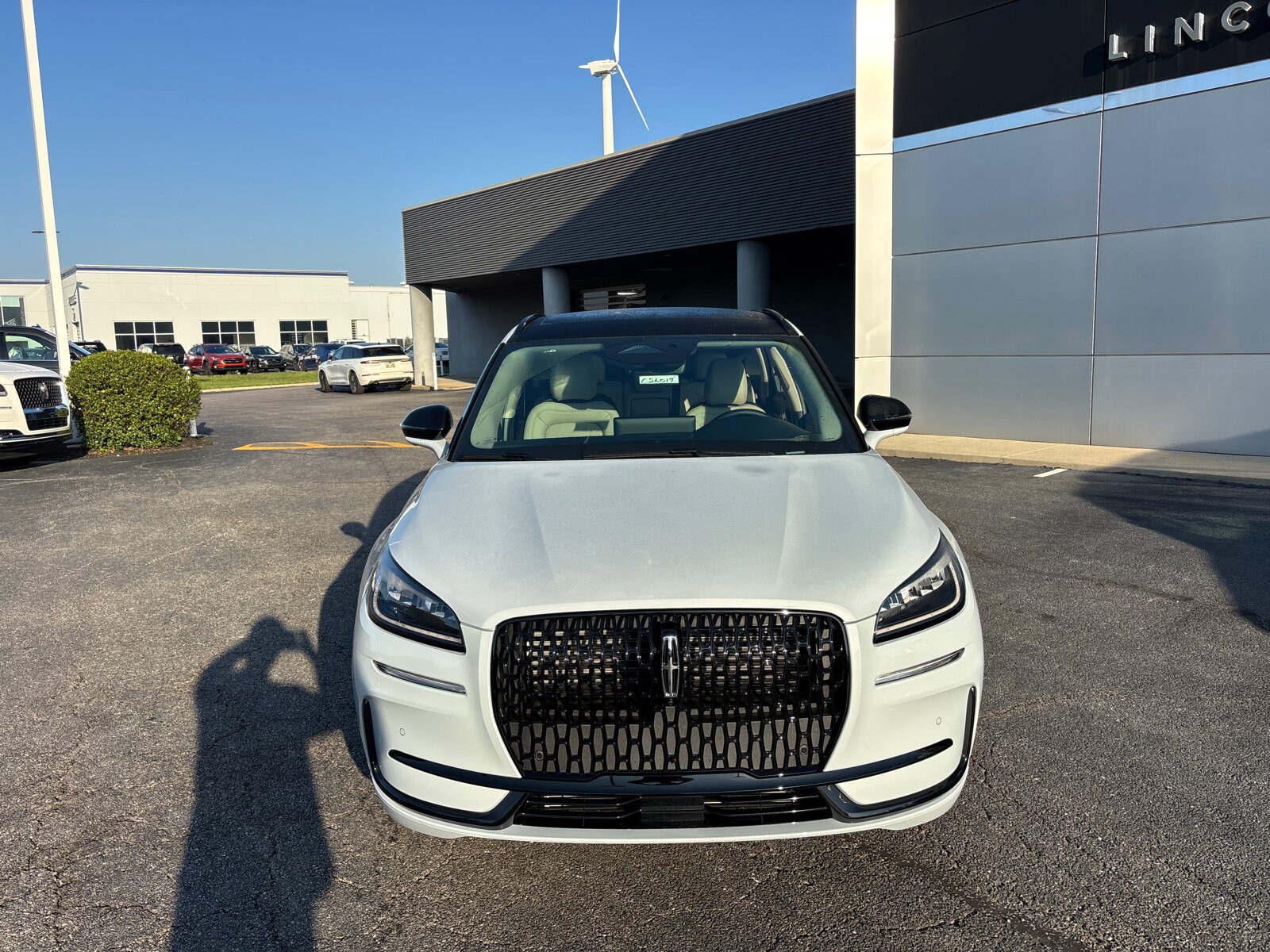 2026 Lincoln Corsair Premiere photo 2