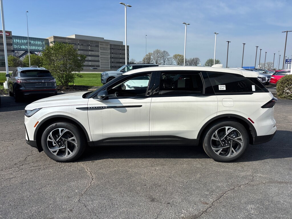 New 2026 Lincoln Nautilus Premiere SUV