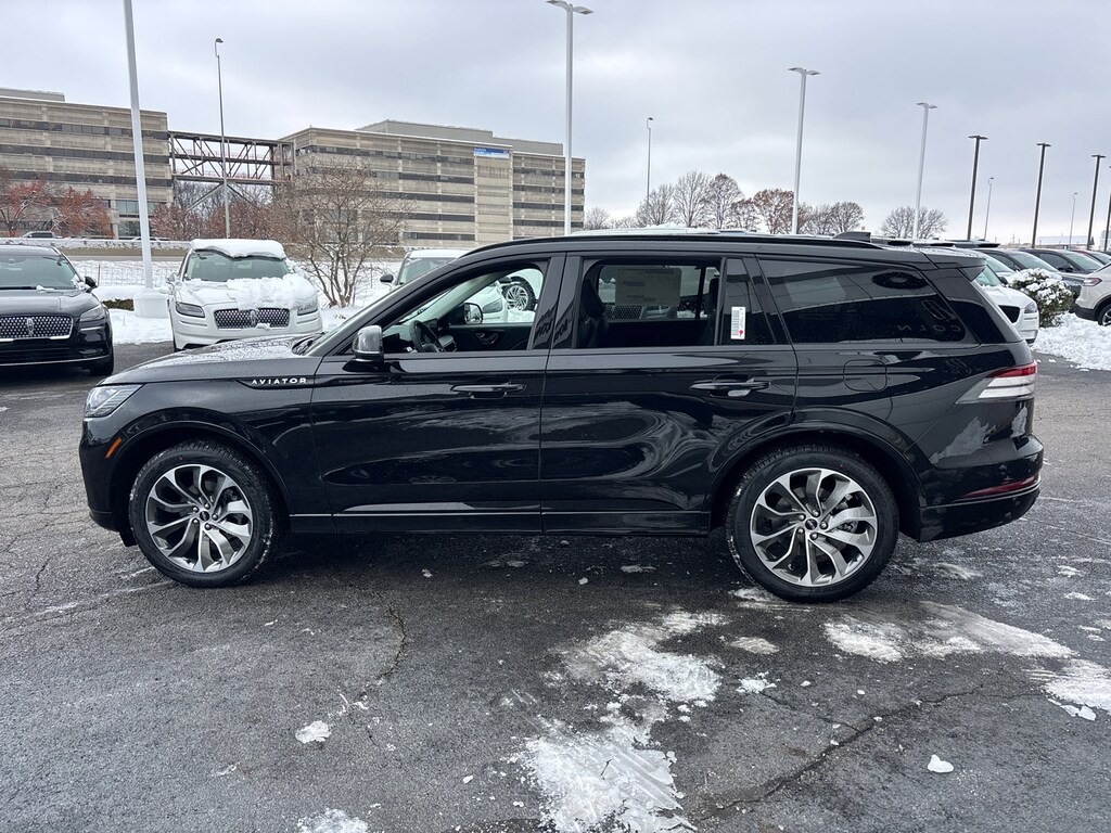 New 2026 Lincoln Aviator Premiere SUV