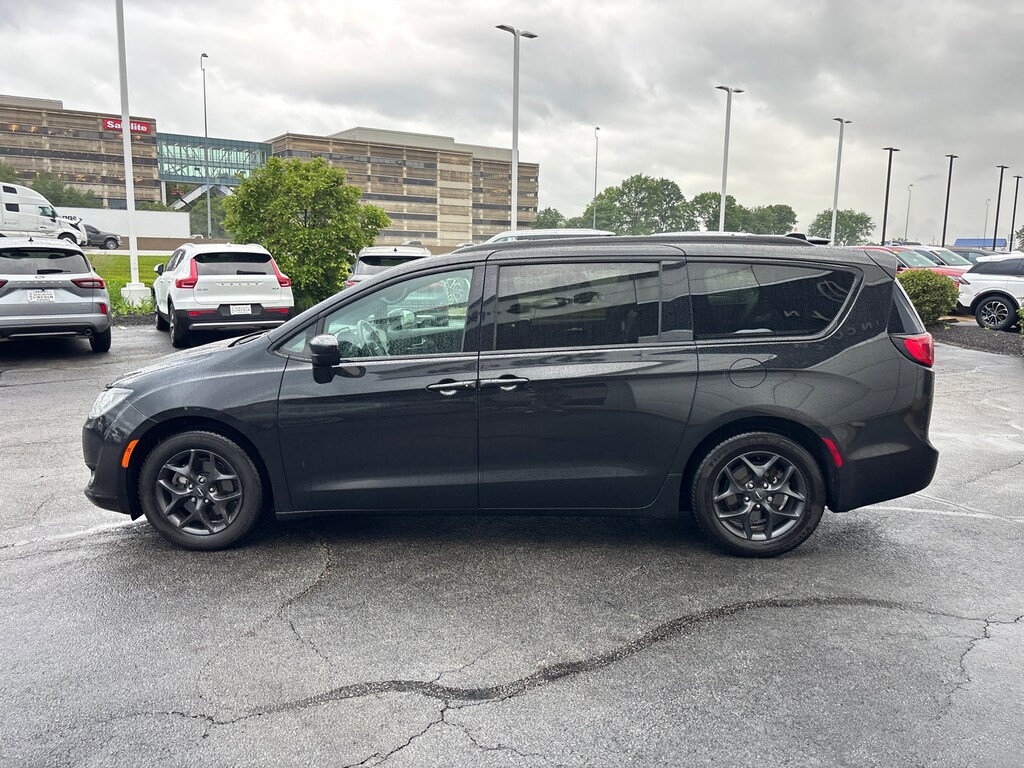 Used 2020 Chrysler Pacifica Touring L Plus Touring L Plus FWD