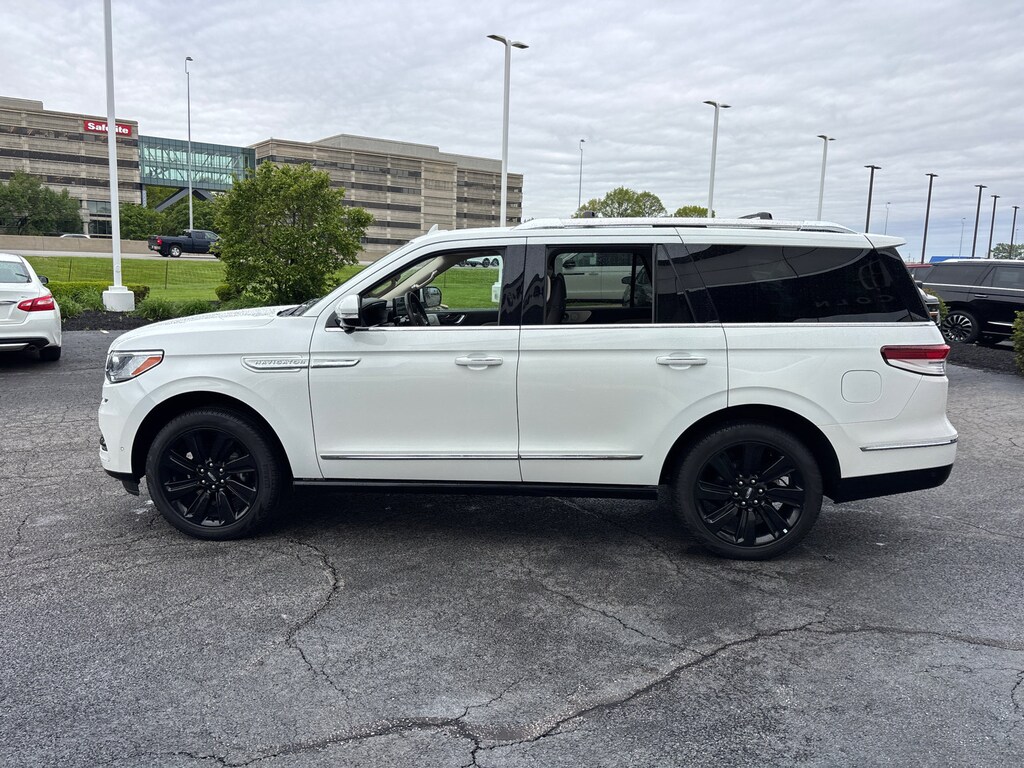 Certified 2023 Lincoln Navigator Reserve Reserve 4x4