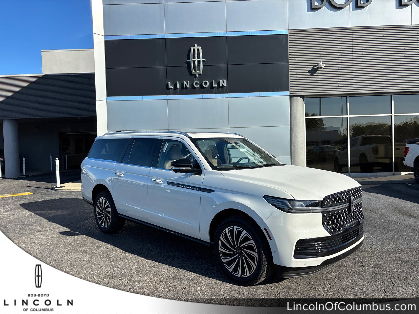 2025 Lincoln Navigator Black Label L's photo