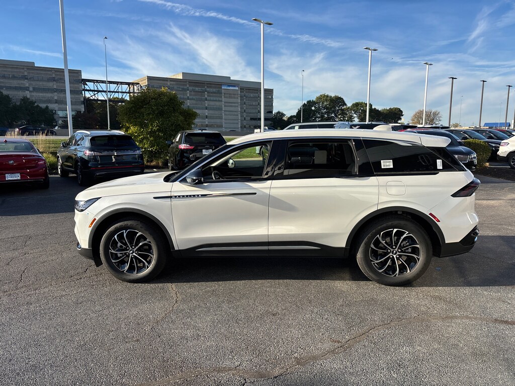 New 2026 Lincoln Nautilus Premiere SUV