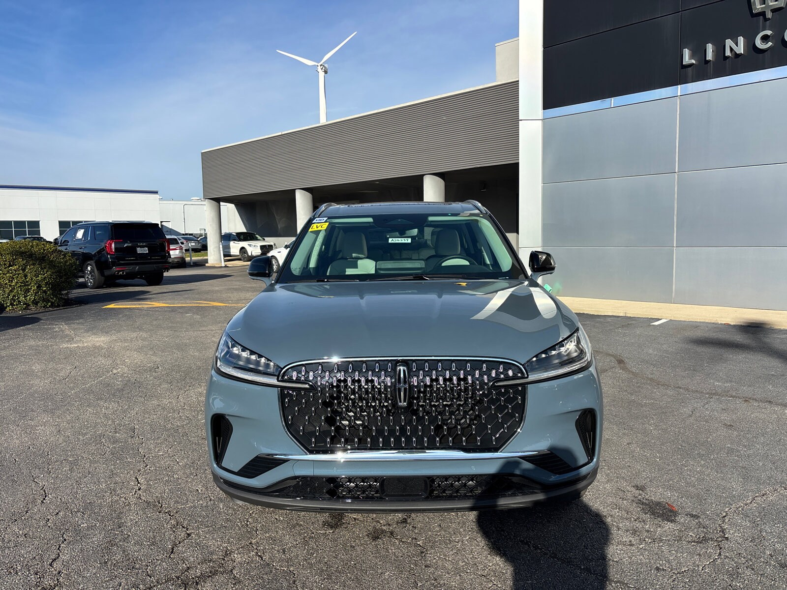 2026 Lincoln Aviator Premiere photo 2