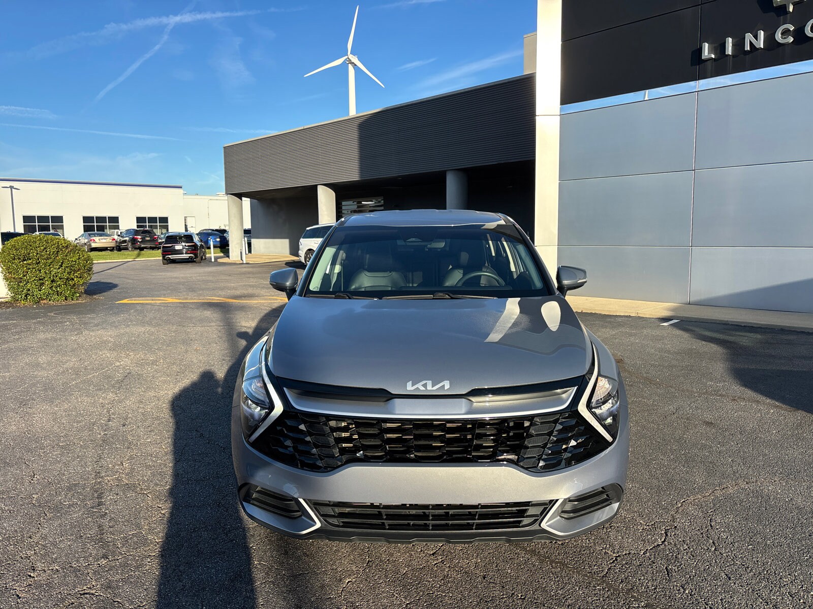 2023 Kia Sportage EX photo 2