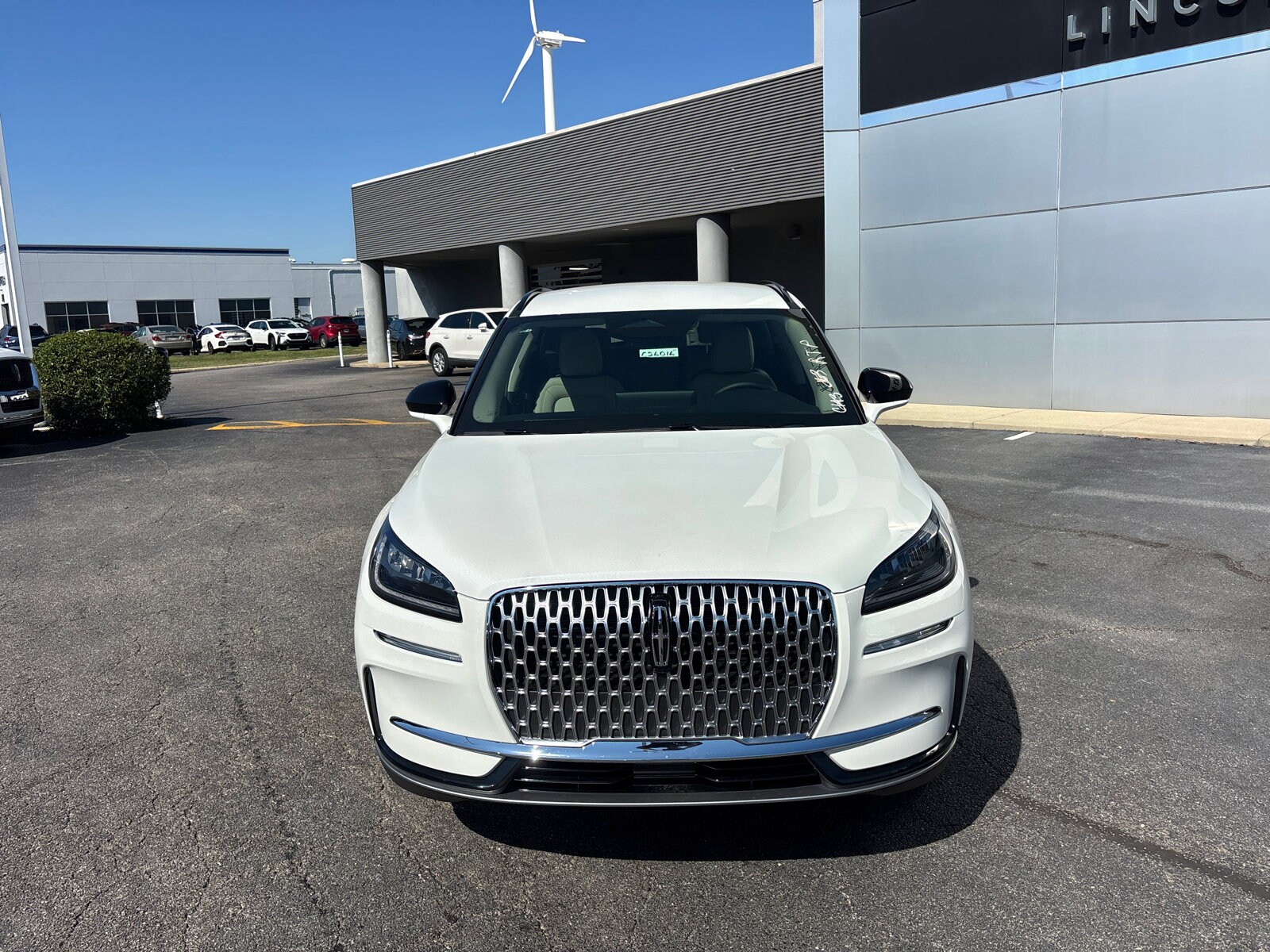 2026 Lincoln Corsair Premiere photo 2
