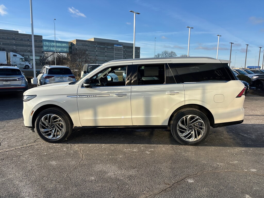 New 2026 Lincoln Navigator Reserve SUV