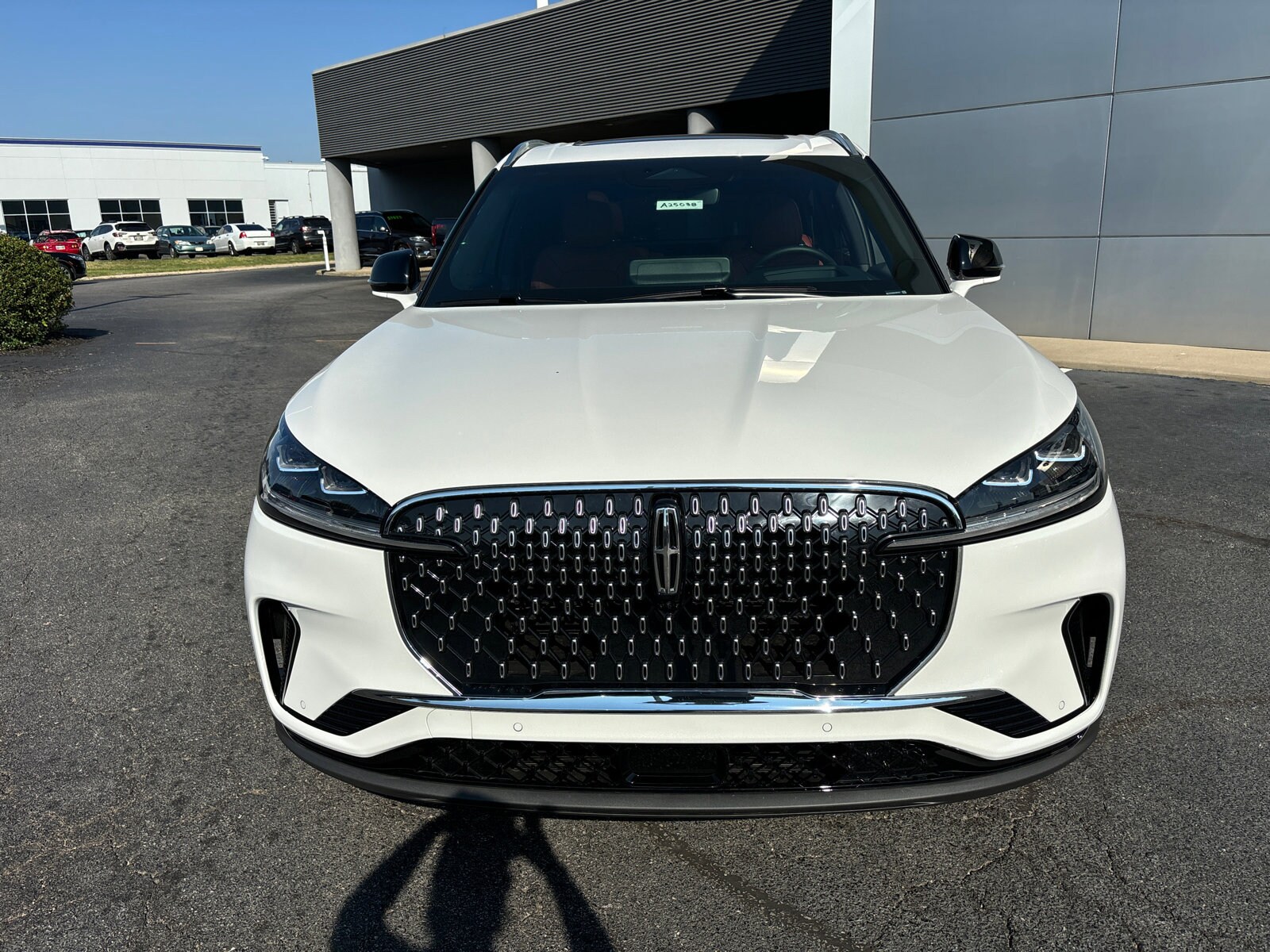 2025 Lincoln Aviator Reserve photo 2