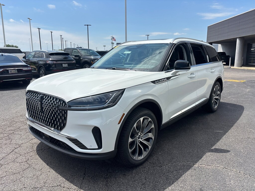 New 2026 Lincoln Aviator Premiere SUV