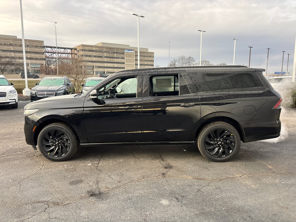 New 2026 Lincoln Navigator L Reserve SUV