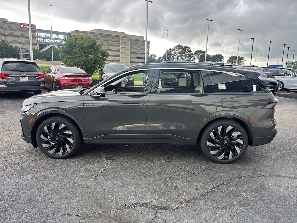 New 2026 Lincoln Nautilus Black Label SUV
