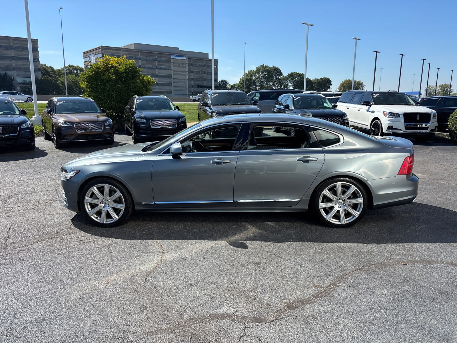 2019 Volvo S90 T6 Inscription photo 4