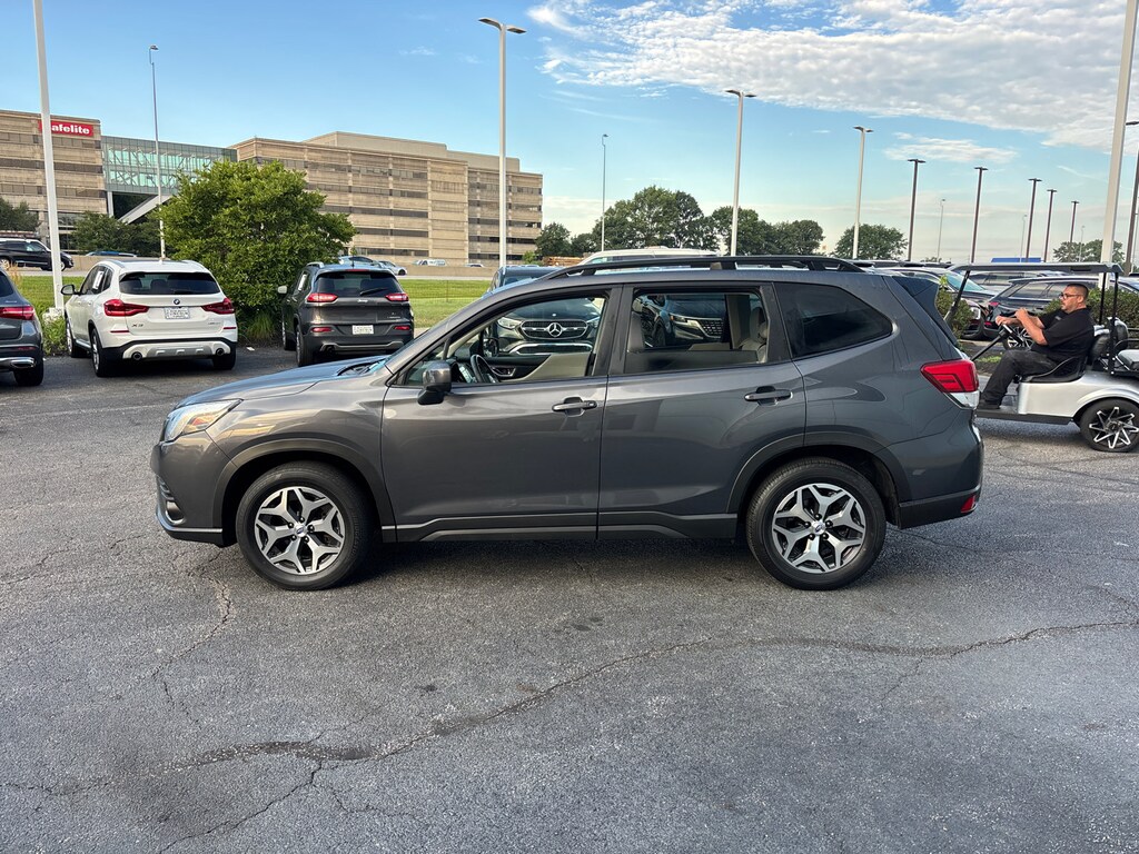 Used 2024 Subaru Forester Premium SUV