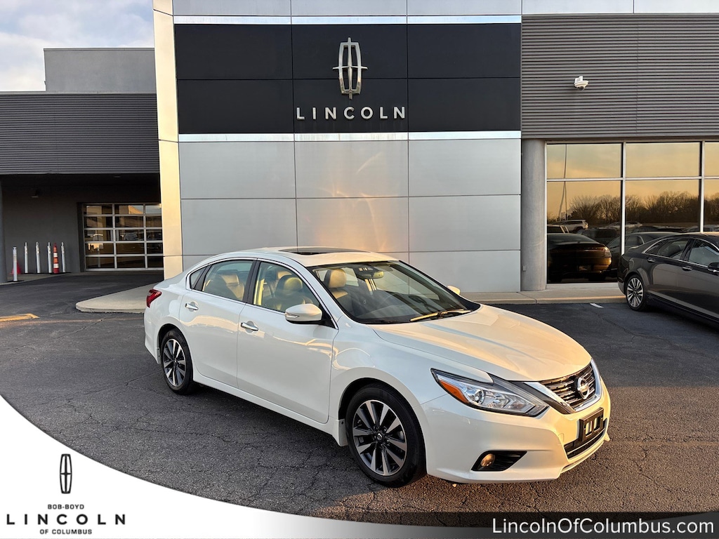 Used 2017 Nissan Altima 2.5 SL Sedan