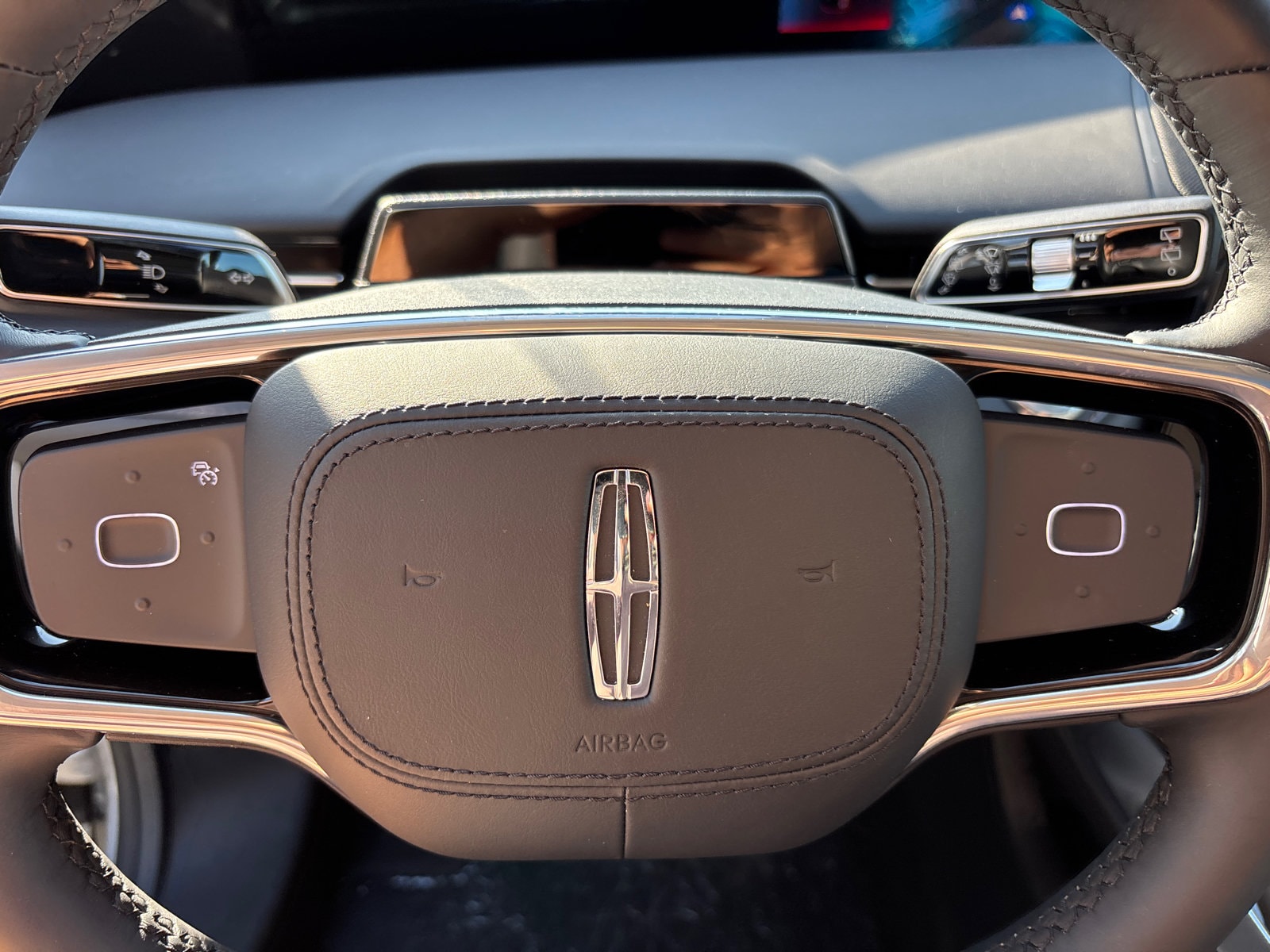 2026 Lincoln Nautilus Premiere - Photo 16