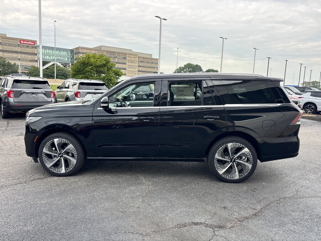 New 2027 Lincoln Navigator Black Label SUV