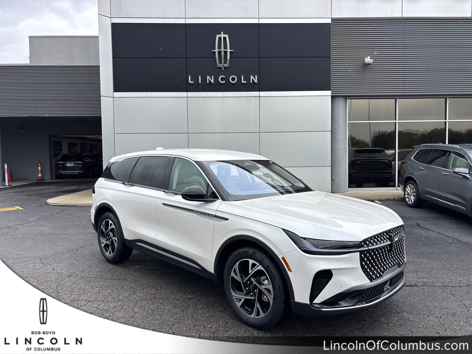 2026 Lincoln Nautilus Premiere AWD's photo