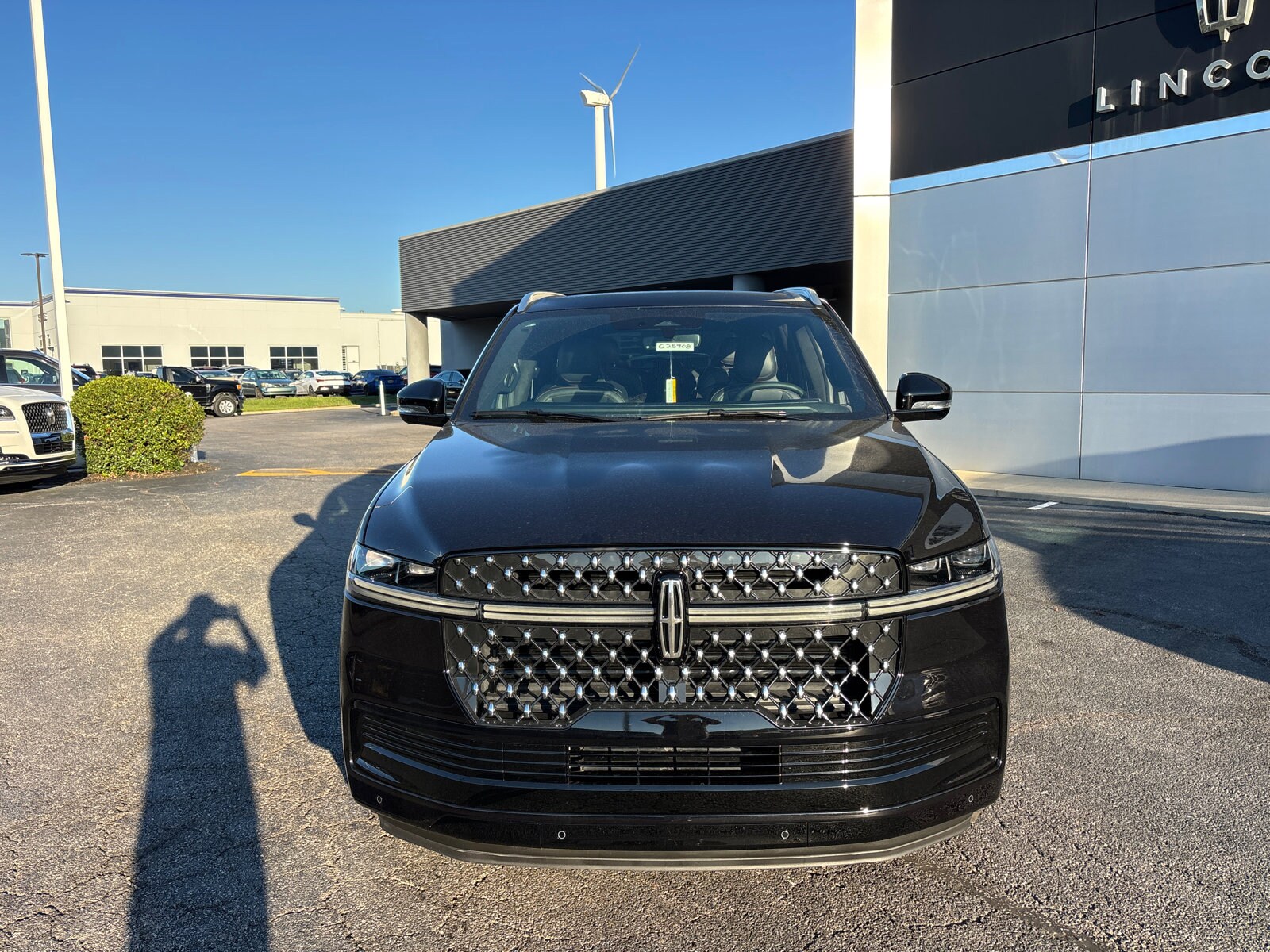 2025 Lincoln Navigator Black Label photo 2