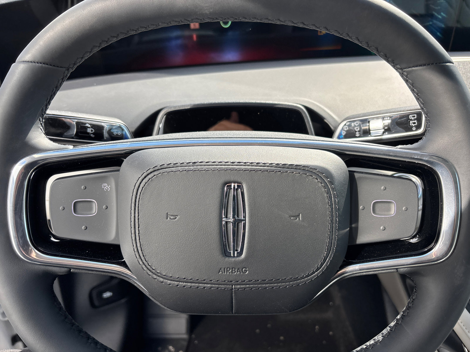 2026 Lincoln Nautilus Premiere - Photo 16