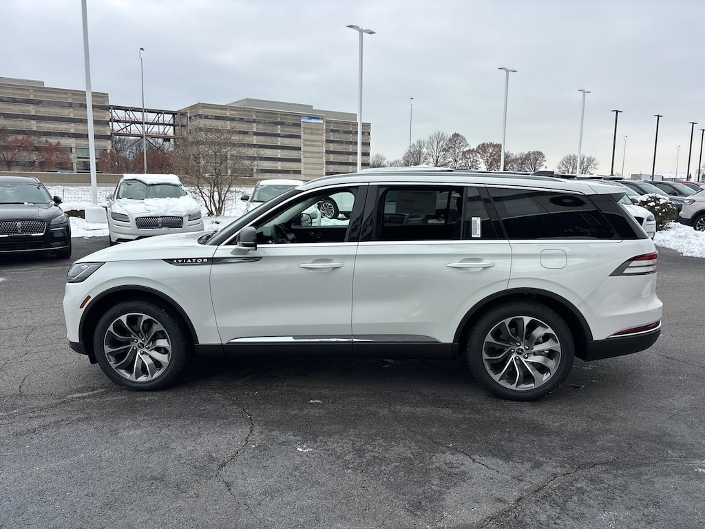 New 2026 Lincoln Aviator Premiere SUV