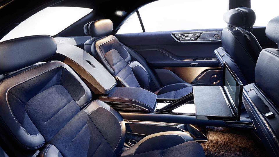 Lincoln-Continental-concept-INT-BACK-960p.jpg