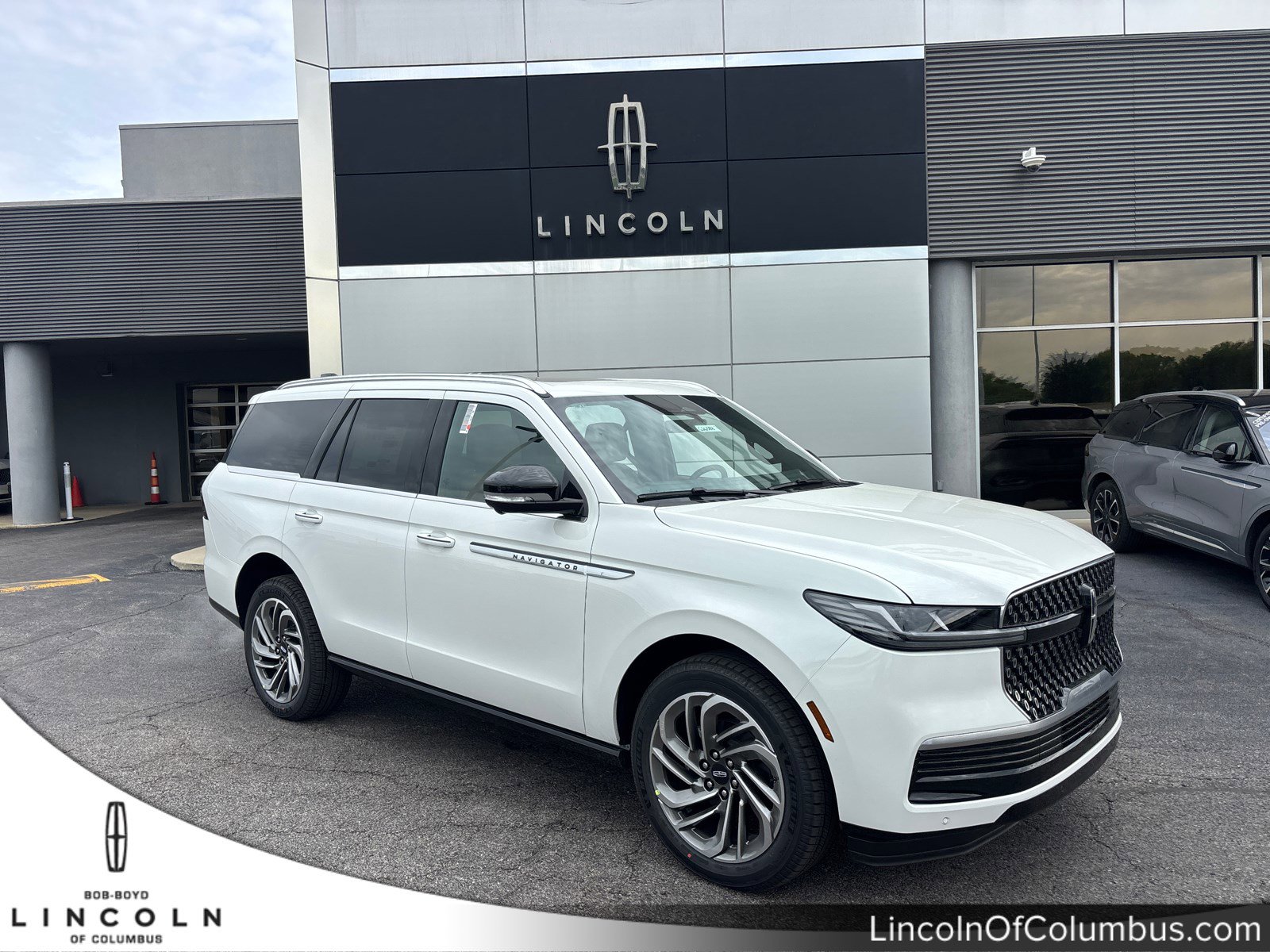 2026 Lincoln Navigator Reserve 4WD's photo