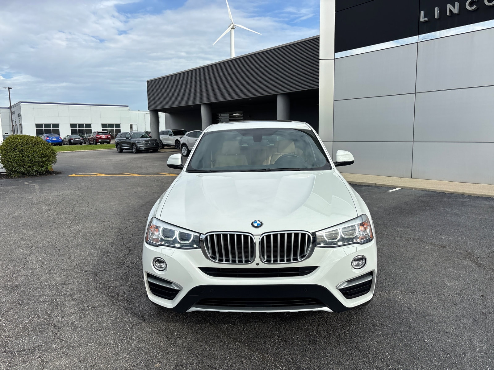 Used 2018 BMW X4 xDrive28i with VIN 5UXXW3C55J0Z60582 for sale in Columbus, OH