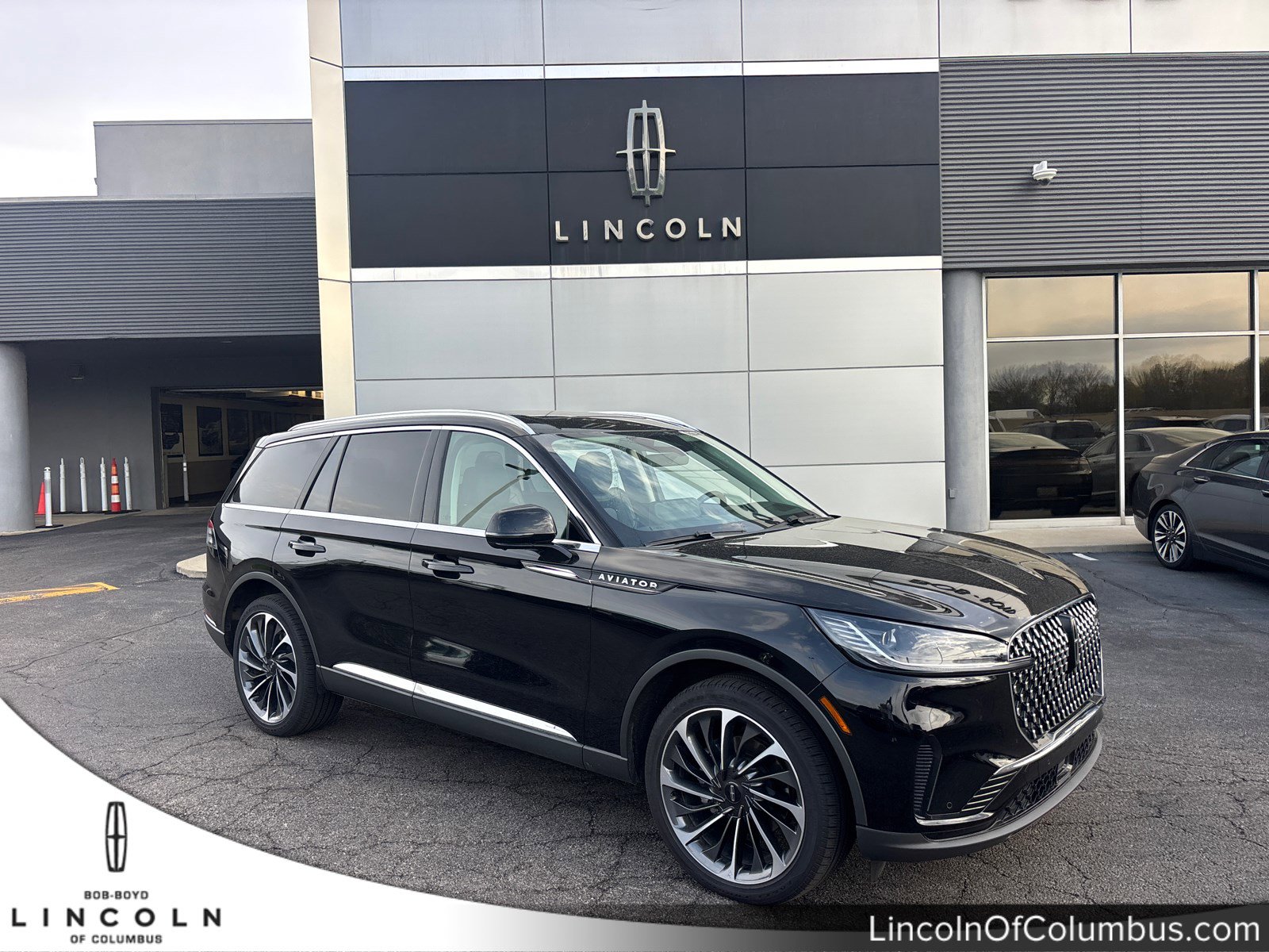 2026 Lincoln Aviator Reserve AWD's photo