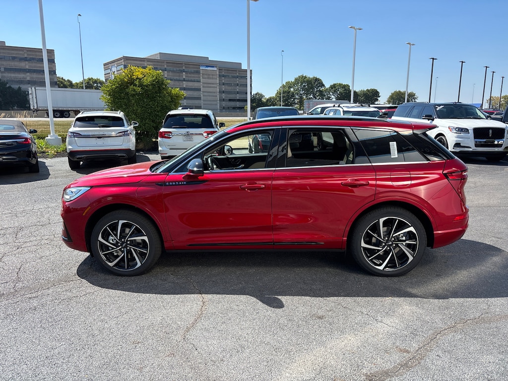 New 2025 Lincoln Corsair Grand Touring CROSSOVERS