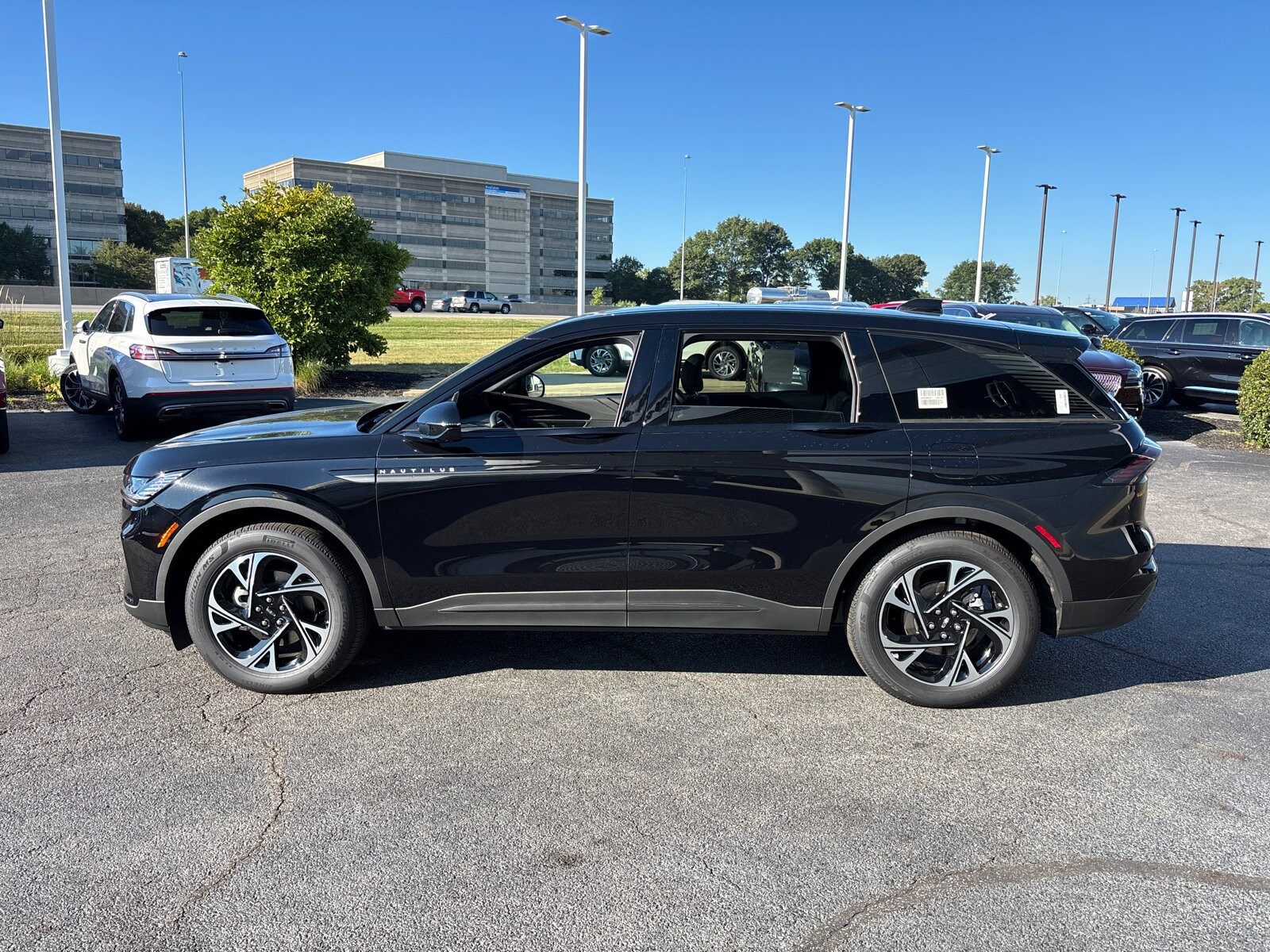 2025 Lincoln Nautilus Premiere photo 4