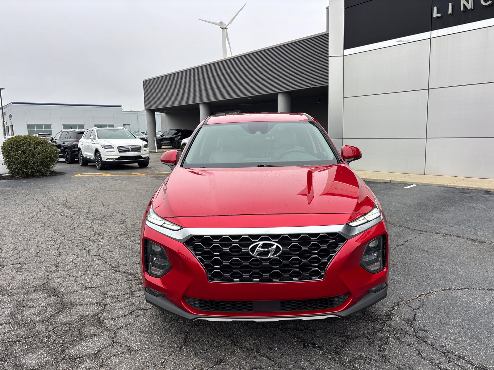 2020 Hyundai Santa Fe SEL photo 2