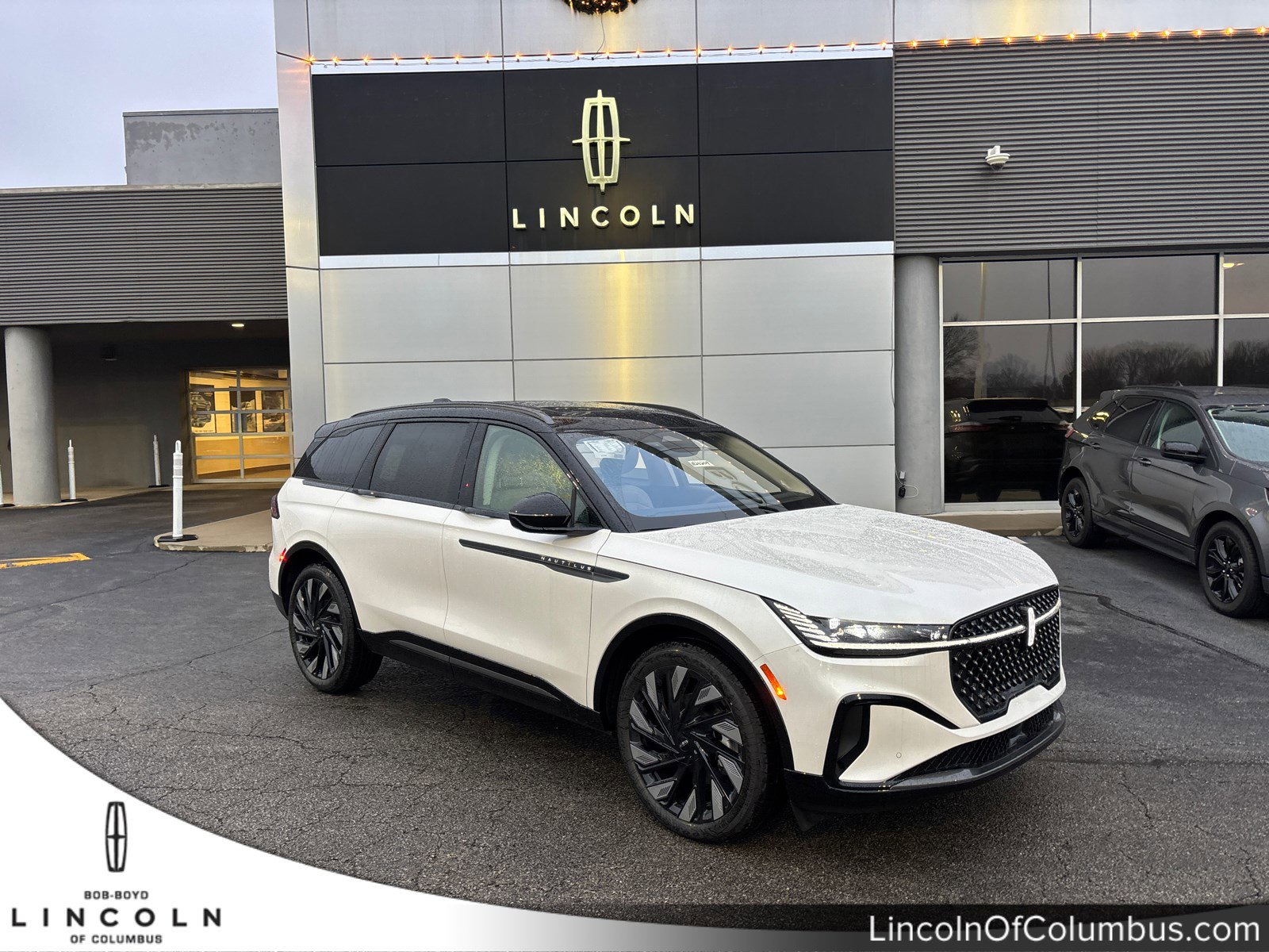 2026 Lincoln Nautilus Reserve's photo