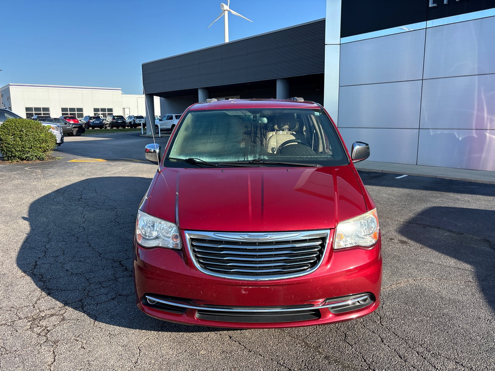 Used 2014 Chrysler Town & Country Touring with VIN 2C4RC1BG3ER325463 for sale in Columbus, OH