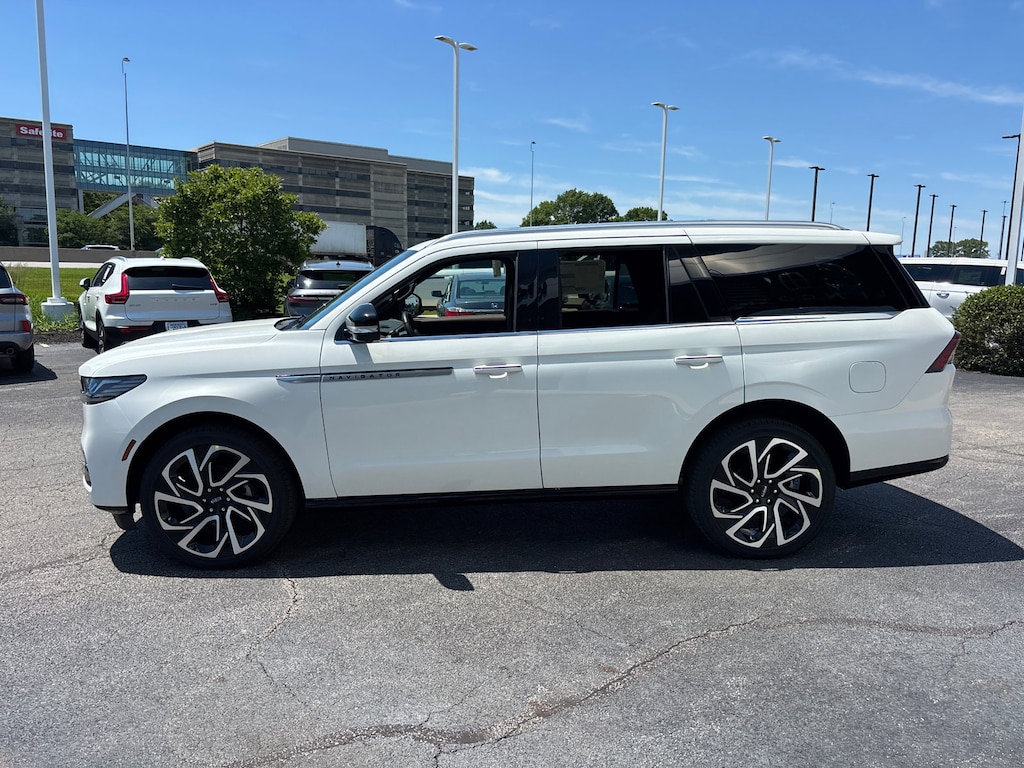 New 2026 Lincoln Navigator Reserve SUV