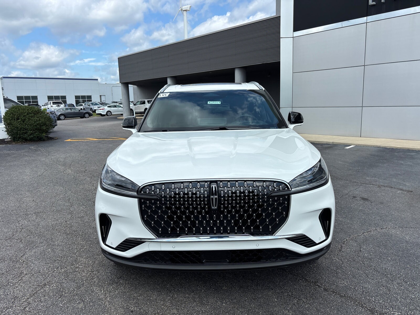 2025 Lincoln Aviator Reserve photo 2
