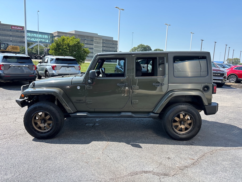 Used 2015 Jeep Wrangler Unlimited Sahara SUV