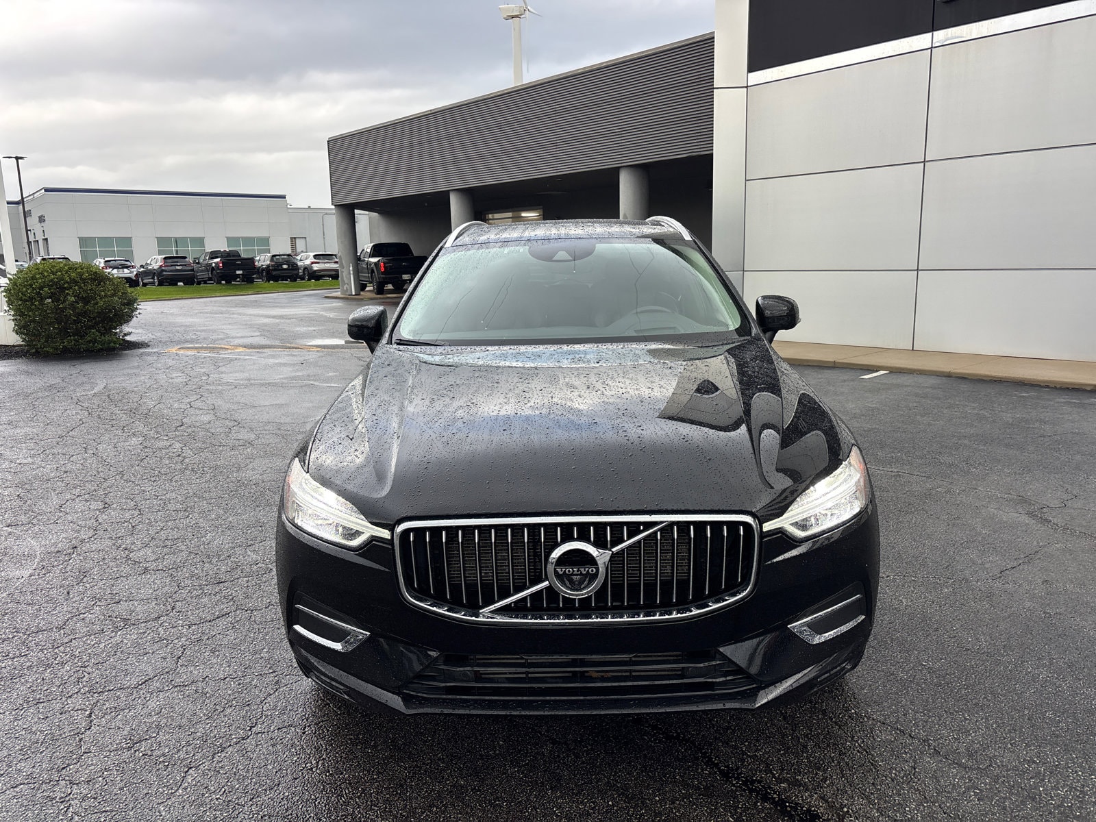 YV4102RL9M1696139