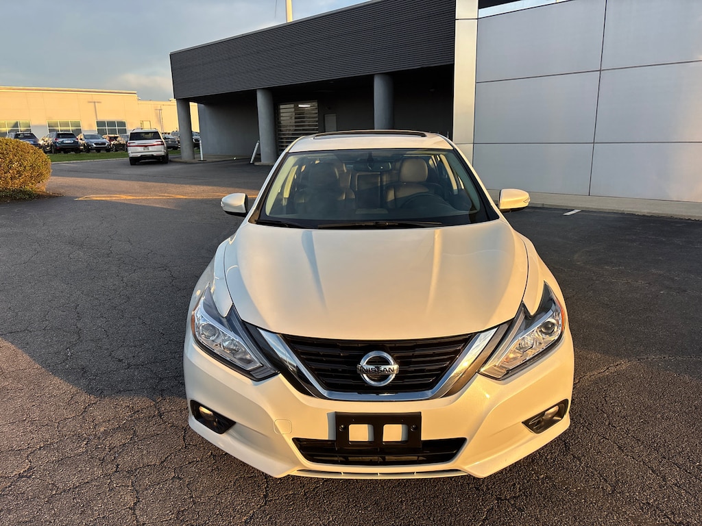 Used 2017 Nissan Altima 2.5 SL Sedan